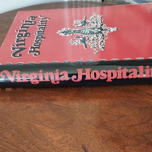 Cookbook Virginia Hospitality 1982 Junior League Hampton Collection Paperback - Picture 9 of 10